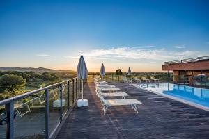 Bazén v ubytování Grand Hotel Forlì nebo v jeho okolí