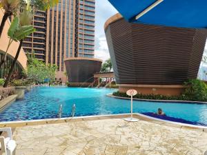 Kolam renang di atau dekat dengan Premier Suites At Times Square KL