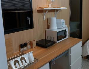 Кухня или мини-кухня в Mountain Sunshine Village X by Tiny Away
