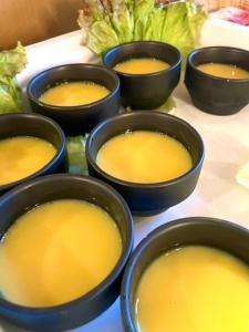 Comida en o cerca de este hotel