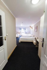 Afbeelding uit fotogalerij van Hotel Kęszyca Leśna in Kęszyca