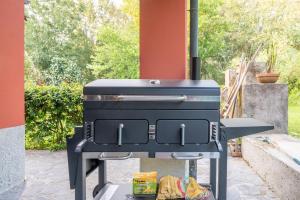 Gril dostupný pro hosty v prázdninového domu