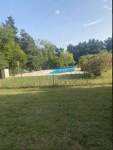 Πισίνα στο ή κοντά στο La Maison de Francoise