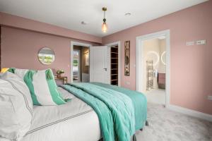 Ein Bett oder Betten in einem Zimmer der Unterkunft 72 The Westpoint Way
