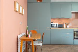 Η κουζίνα ή μικρή κουζίνα στο Stylish Home Beautiful Views & Parking Stroud