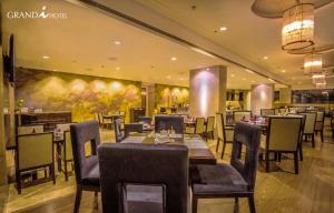 Restaurace v ubytování I Hotel Batam