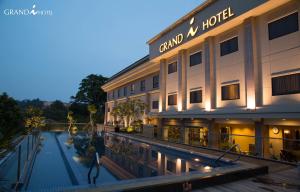 Bazén v ubytování I Hotel Batam nebo v jeho okolí
