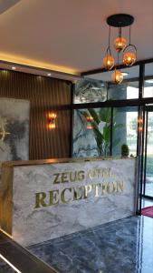 Gallery image of Zeus Otel in Kusadası