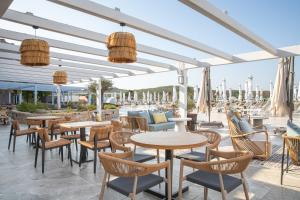 Gallery image of Mangia's Sardinia Resort in Santa Teresa Gallura