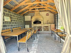 Εστιατόριο ή άλλο μέρος για φαγητό στο Chkalovka Guest House With Sevan View