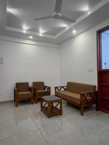 The Nexus Hotel Kakkanad的休息区