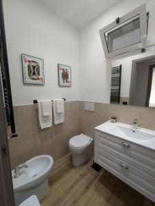 Ένα μπάνιο στο Maison Maurizio Marconi