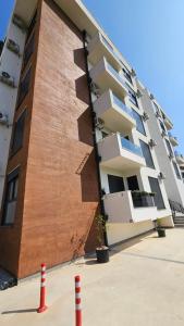 Το κτήριο όπου στεγάζεται  το διαμέρισμα