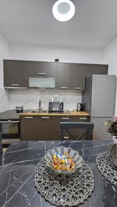 Η κουζίνα ή μικρή κουζίνα στο Lux Star +5 φωτογραφίες