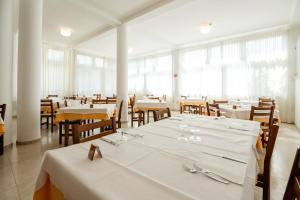 Ресторан / й інші заклади харчування у Hotel Sfinalicchio