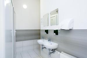 Koupelna v ubytování Gar'is Hostel Lviv