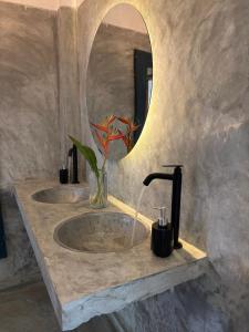 Φωτογραφία από το άλμπουμ του Jungle Breeze σε Habaraduwa Central +33 φωτογραφίες