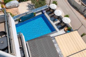 Bazén v ubytování Sunshine Hotel nebo v jeho okolí