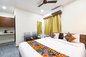 En eller flere senger på et rom på FabHotel Elite Inn- Nr JNTU Metro Station JNTU College