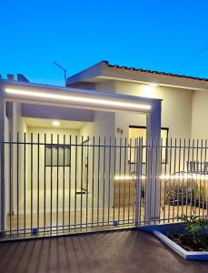 Tòa nhà nơi nhà nghỉ dưỡng tọa lạc +13 ảnh