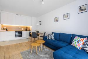 Η κουζίνα ή μικρή κουζίνα στο Człuchowska Apartment, Bemowo, Free Parking +14 φωτογραφίες