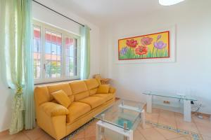 A seating area at Villa delle Rose