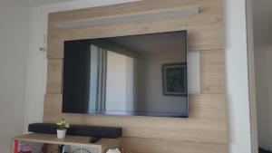 TV a/nebo společenská místnost v ubytování Hermoso apartamento, con la comodidad de tu hogar!