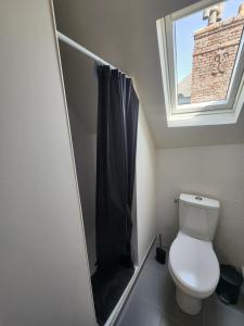 Bilik mandi di chambre jaune