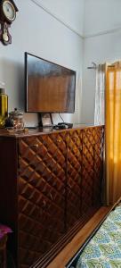 TV a/nebo společenská místnost v ubytování Homestay Namo