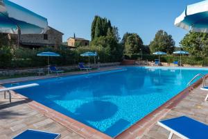 Bazén v ubytování Agriturismo Casale trieste nebo v jeho okolí
