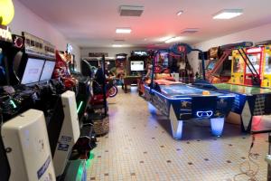 Herní místnost v ubytování Mobil Home 458 Siblu La Réserve Gastes