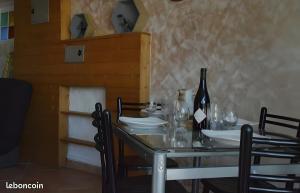 Fotografie z fotogalerie ubytování Appartement de charme en Ardèche v destinaci Aubenas + 2 fotografie