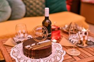 Nápoje v ubytovaní Apartman u vili sa privatnim bazenom i privatnom wellness oazom