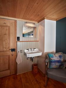 Ein Badezimmer in der Unterkunft Sunneschy