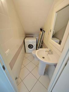 Ένα μπάνιο στο Holiday Homes in Rosolina Mare 25014