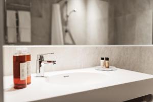 Ένα μπάνιο στο Best Western RC Hotel