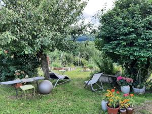 Κήπος έξω από το La chambre du lac