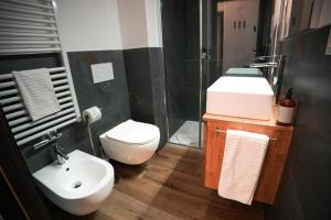 Ένα μπάνιο στο LAB House +17 φωτογραφίες