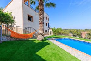 Πισίνα στο ή κοντά στο Brisa by Unik Vacation