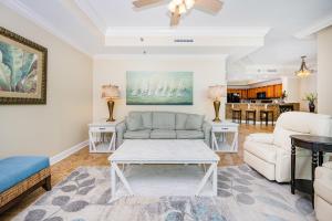 Χώρος καθιστικού στο Phoenix IX 907 condo