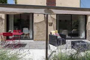 Posezení v ubytování Les Mappias en Ardèche