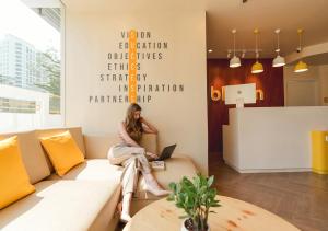 Hosté ubytování Bloom Hotel Balewadi + 23 fotografií