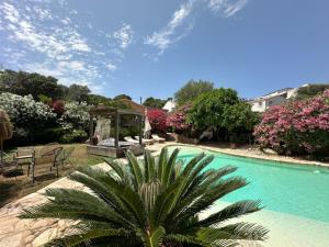 Πισίνα στο ή κοντά στο Luxueuse Villa, Hyper centre PORT de PORTO VECCHIO
