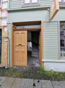 Et eller flere kæledyr der bor med gæster på Central Apartment for 4