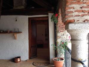 Fotografia z galérie ubytovania Apartment Madonna Del Sasso - Piemont 22865 v destinácii Madonna del Sasso