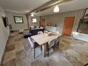 Posezení v ubytování Maison Vallon Pont D'Arc