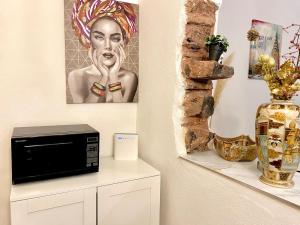 Η κουζίνα ή μικρή κουζίνα στο Maison Ursino 3 Minutes on Foot from the Center +14 φωτογραφίες