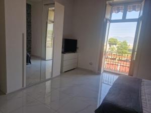 Μια τηλεόραση ή/και κέντρο ψυχαγωγίας στο Casa De Pinedo