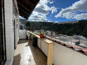 Balkón nebo terasa v ubytování Accommodation in Quito