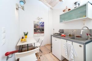 Majoituspaikan Gialou studio keittiö tai keittotila